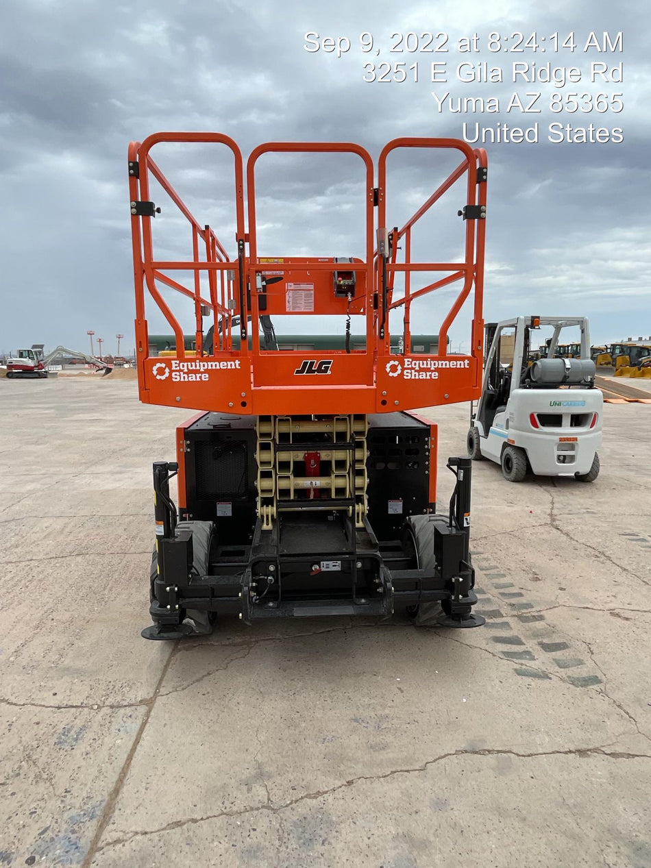 2022 JLG RT3369