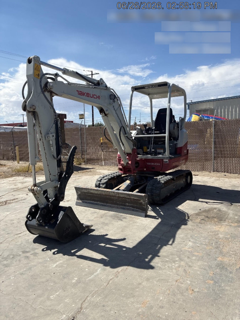 2025 TAKEUCHI TB235-2R