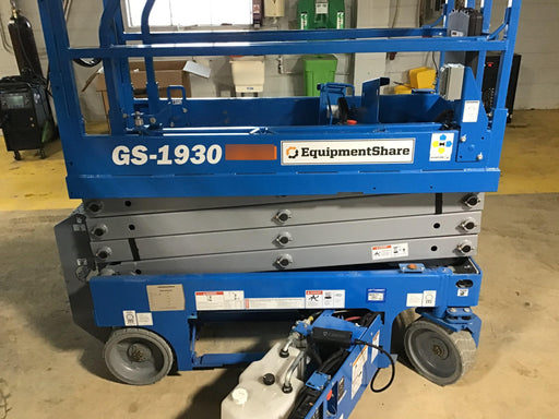 2019 Genie GS-1930 Fixed Rails with Chain Entry