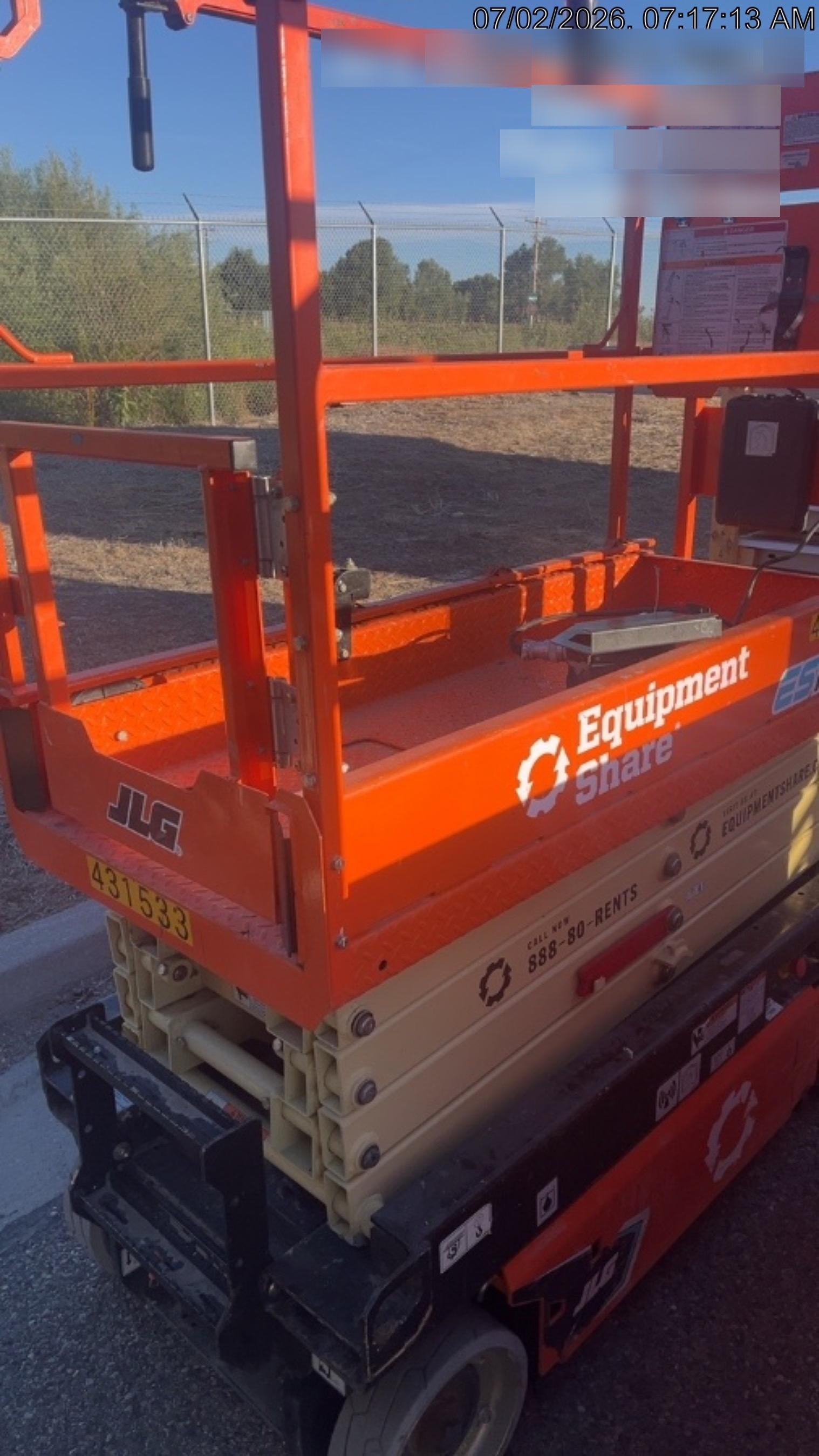 2024 JLG ES1932