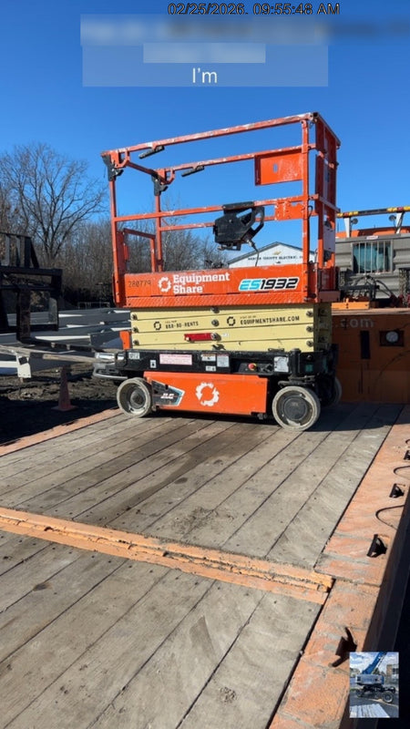 2022 JLG ES1932