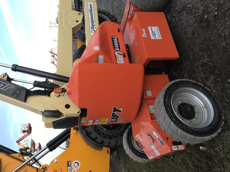 2019 JLG E450AJ