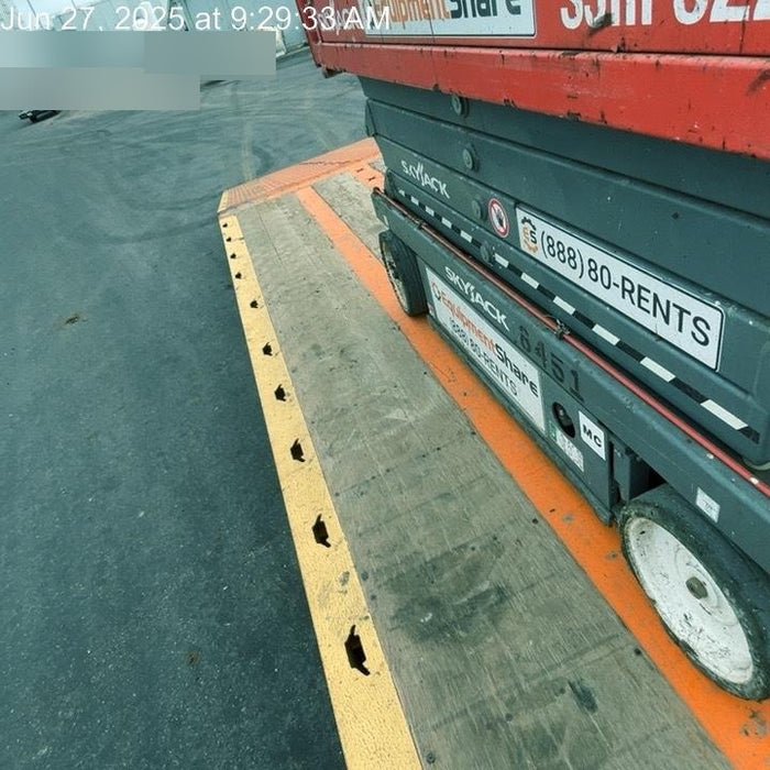 2018 Skyjack SJIII-3226 Skyjack SJIII3226 Scissor Lift w/Trojan Batteries