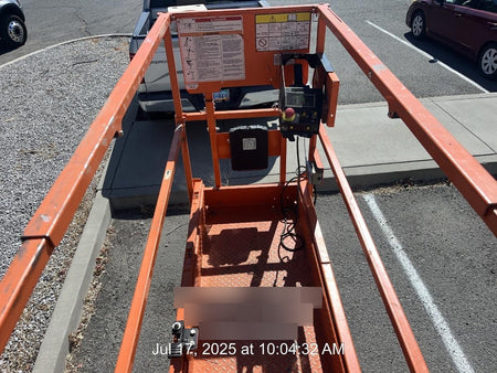 2022 JLG ES2632