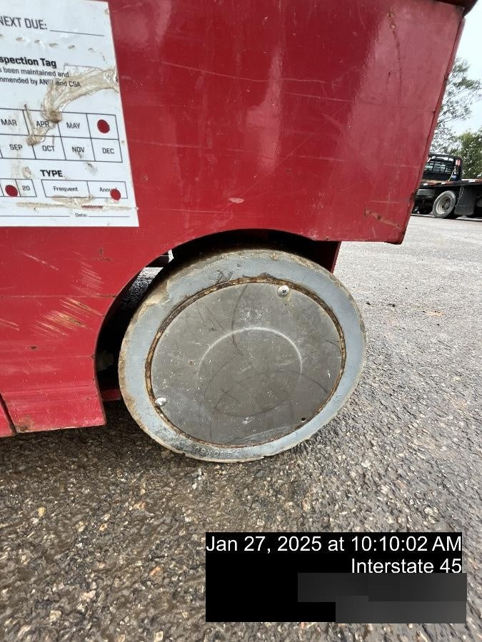 2019 MEC 1330SE MEC 1330SE w/ES Track Hardware, Full Extended 2 Year Warranty