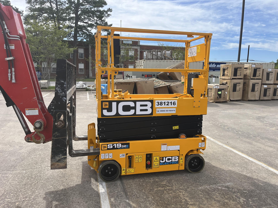 2024 JCB S1932E