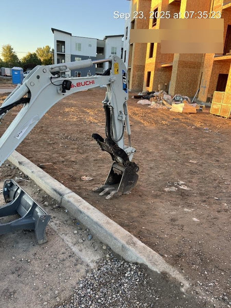 2023 TAKEUCHI TB20e