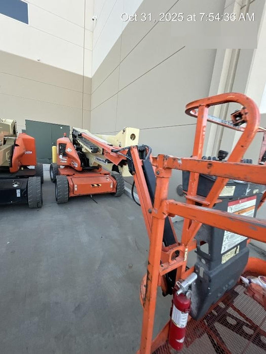 2019 JLG E450AJ