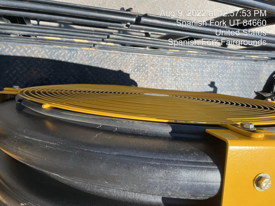 2022 BIG ASS FANS Yellow Jacket