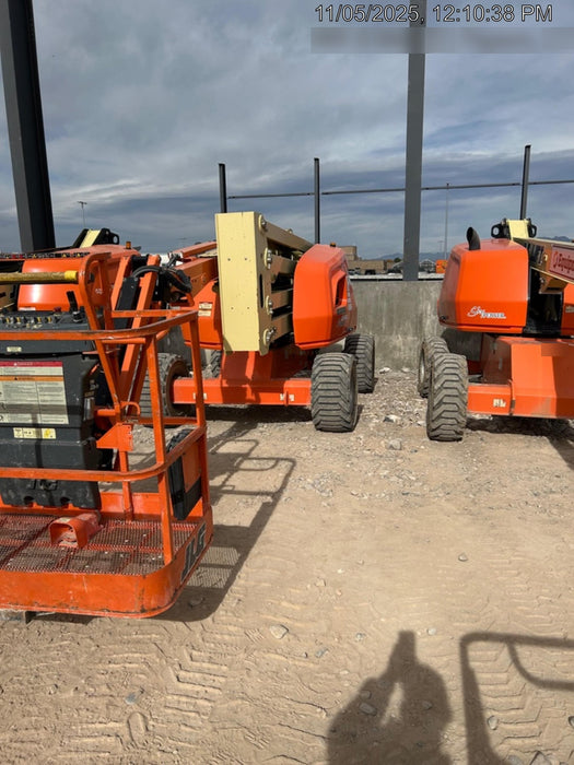 2019 JLG 450AJ