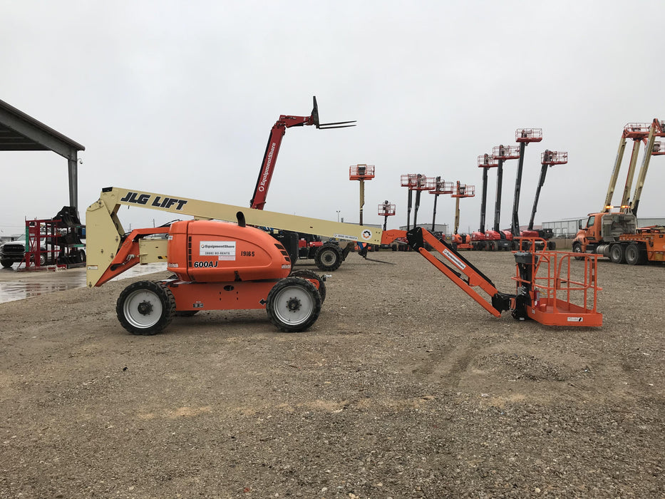 2019 JLG 600AJ