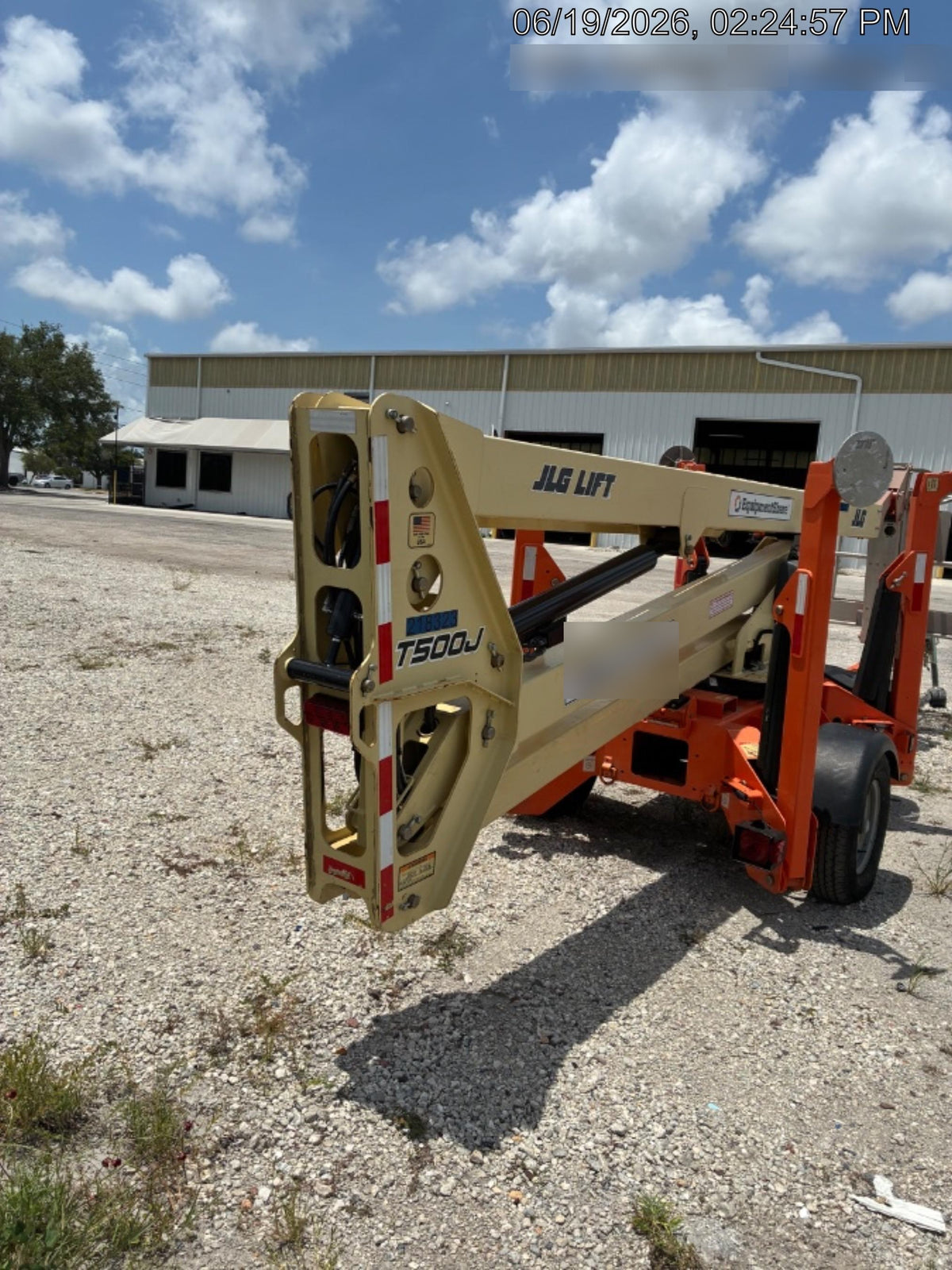 2022 JLG T500J