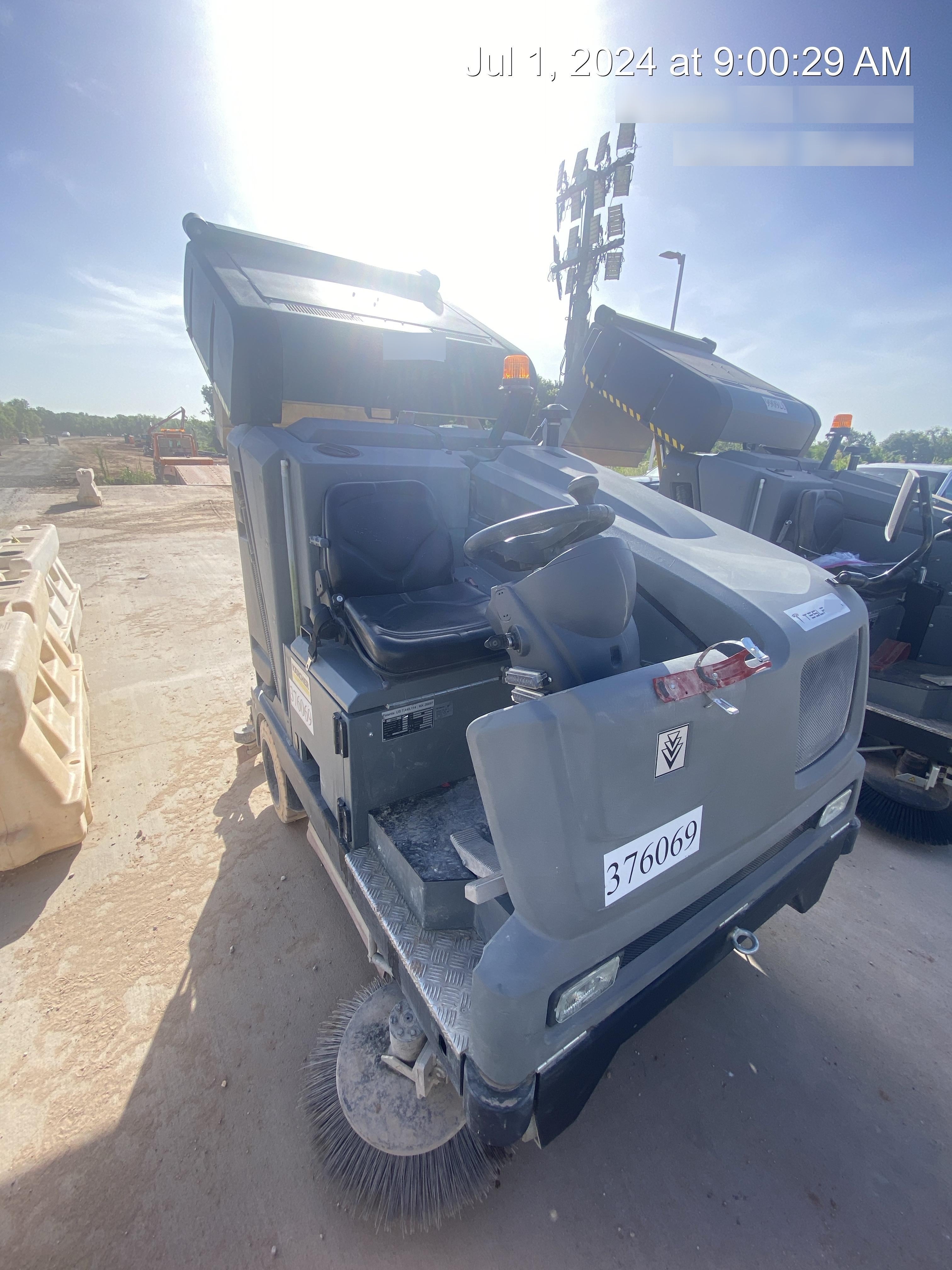 2024 KARCHER B 300 R