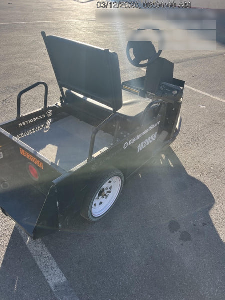 2021 Expeditor Expeditor 3 wheel Expeditor, Steering Wheel, Solid Non marketing tires, Ball Hitch, Front bumper, Painted Black