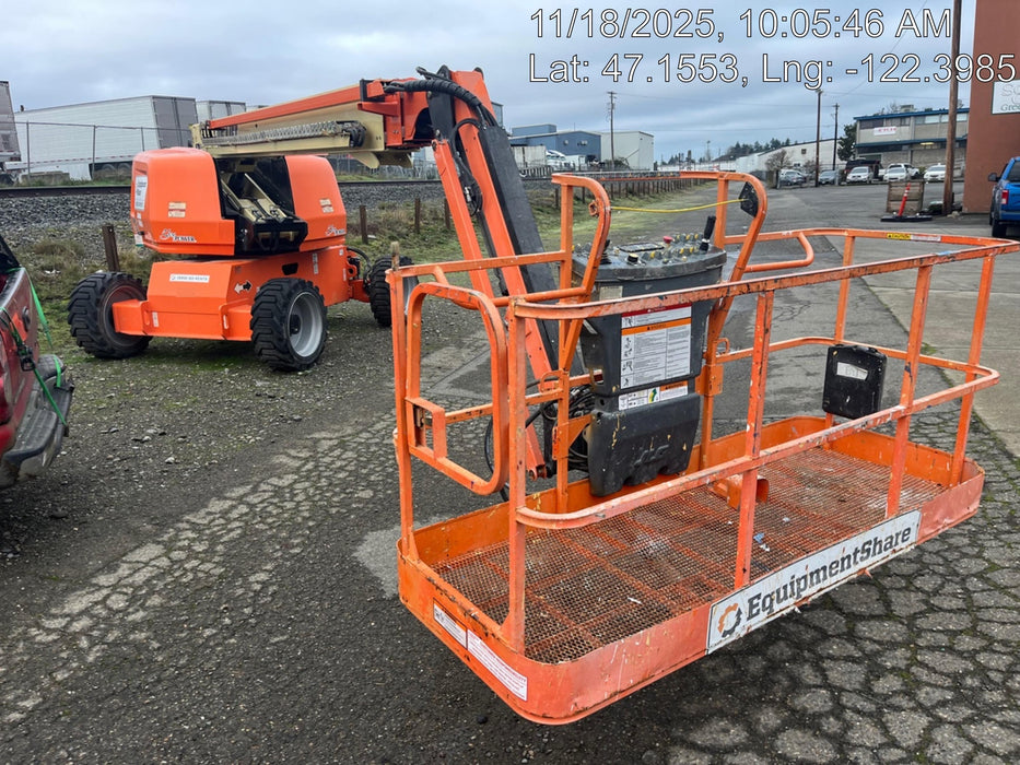 2019 JLG 660SJ