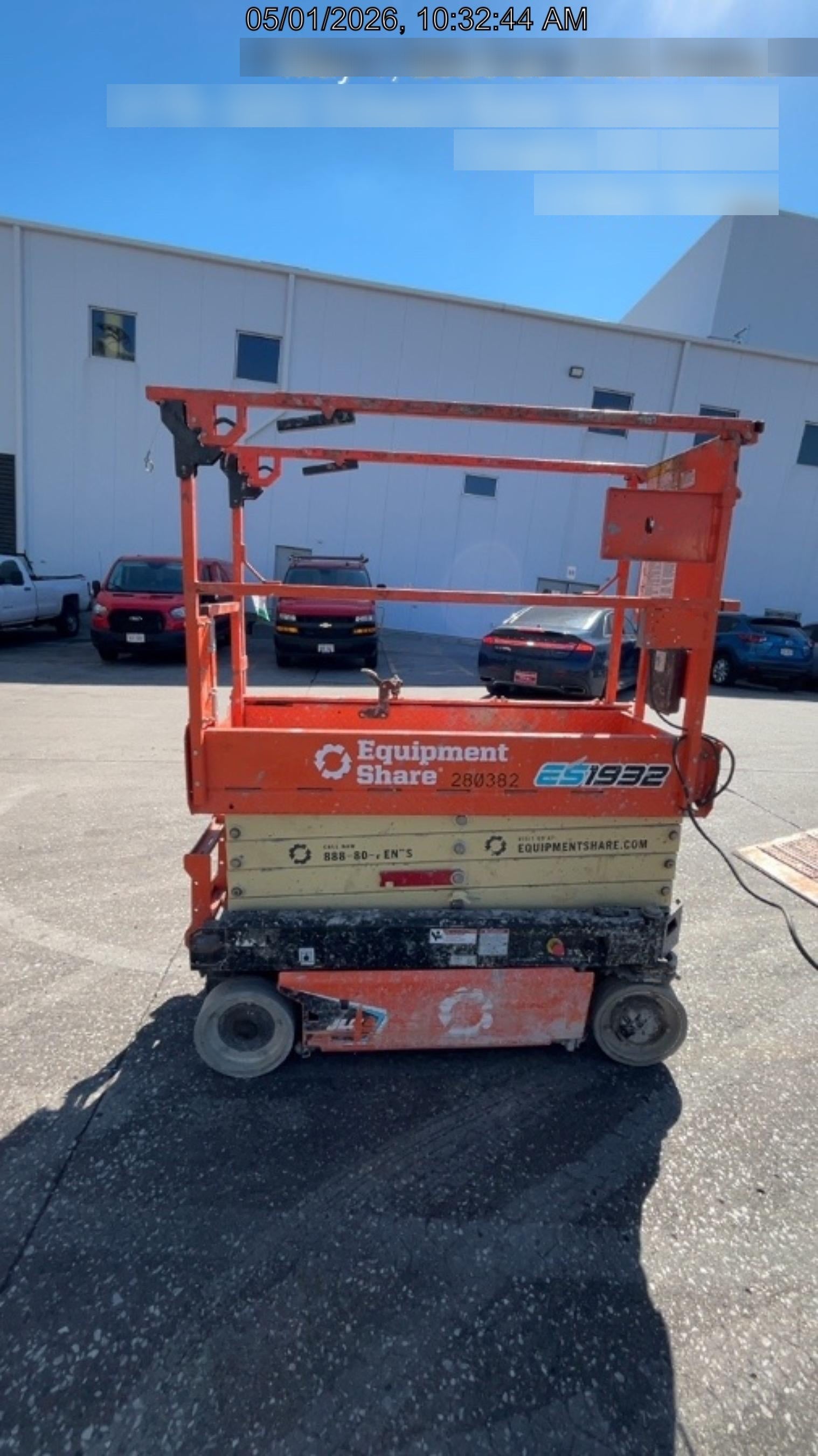 2022 JLG ES1932