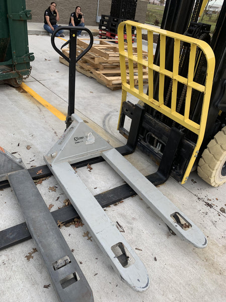 2020 STRONGWAY 4400 lb Pallet Jack