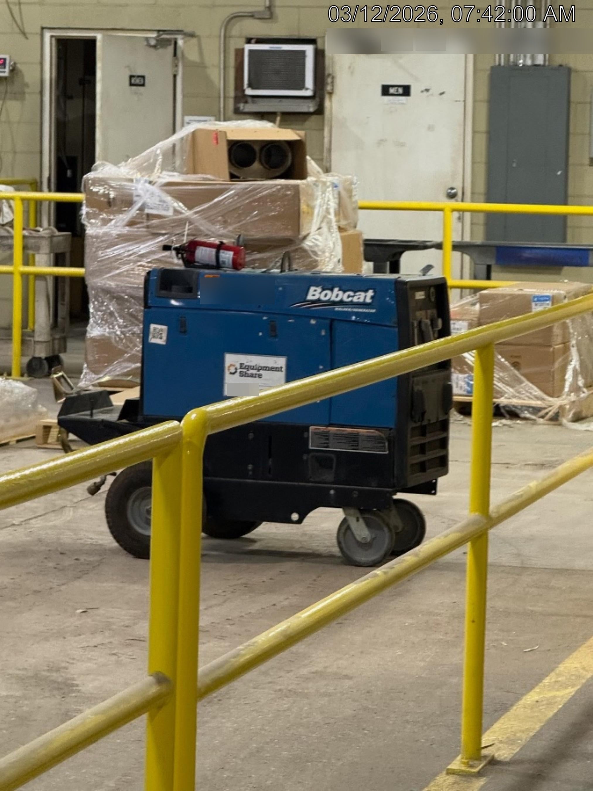 2019 Miller Electric BOBCAT 250 951600 PKG-250 amp Propane Welder, Standard w/Running Gear, Bracket, Hose"250 amp Propane Welder, Standard w/Running Gear, Bracket, Hose