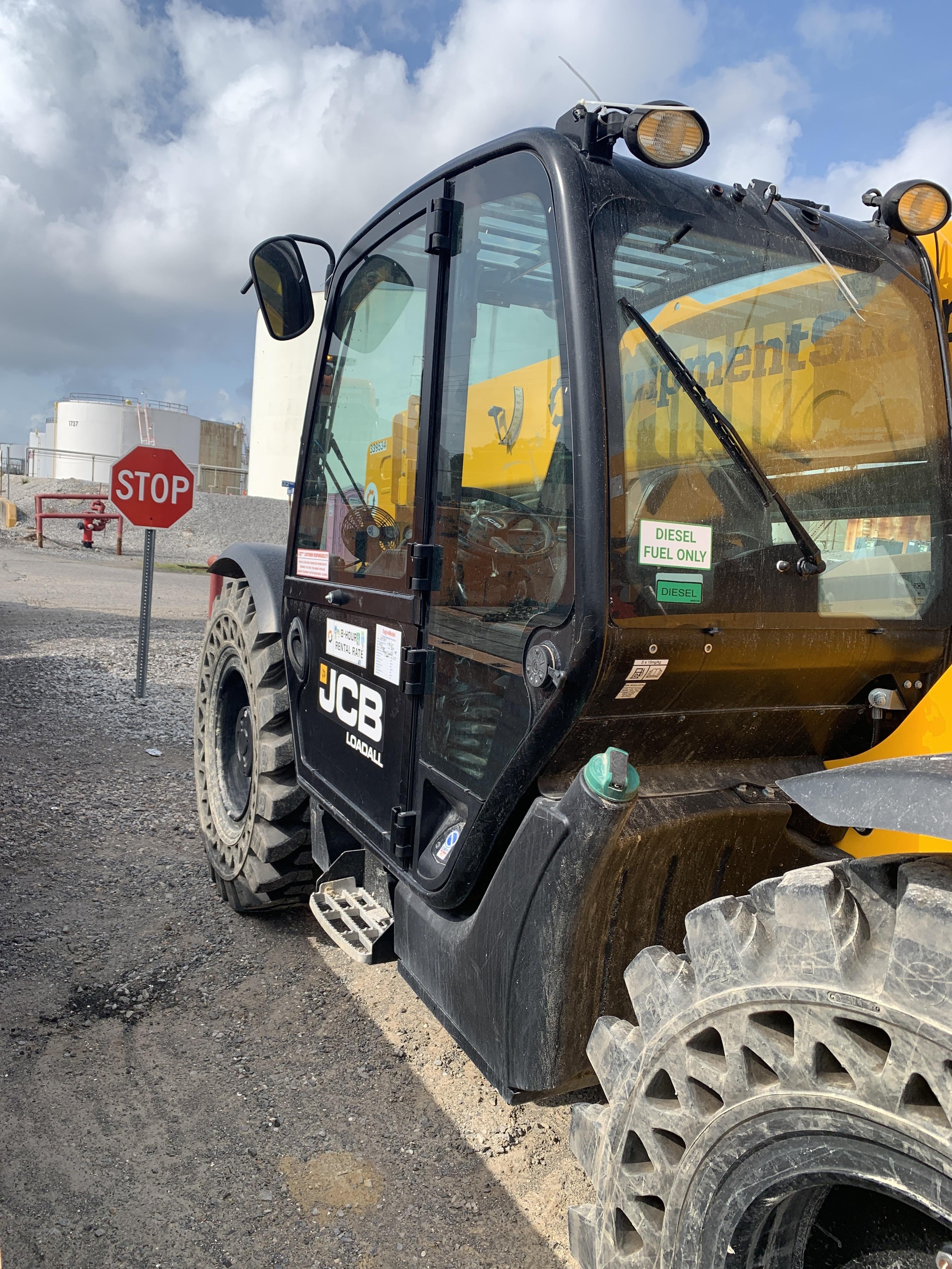 2023 JCB 509-42