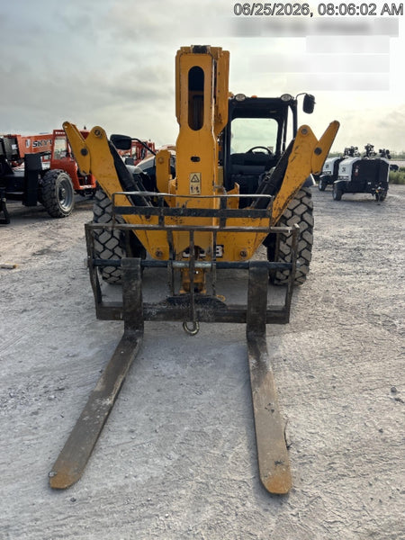 2023 JCB 510-56