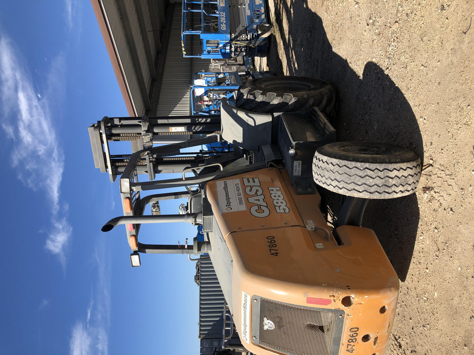 2018 CASE 588H