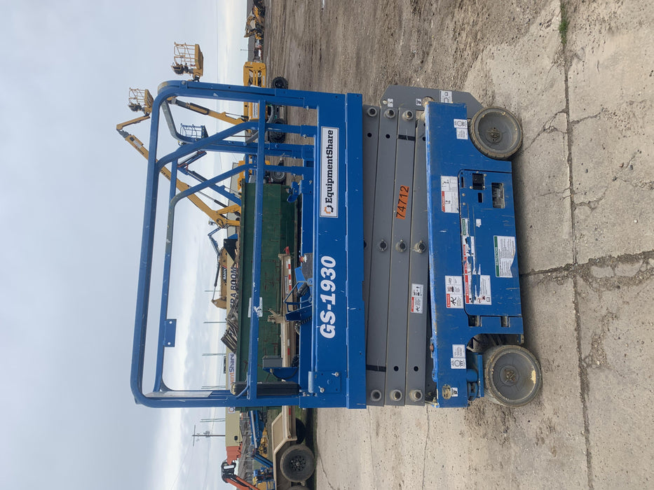 2020 Genie GS-1930 Fixed rails with chain entry gate - Pre A92.20