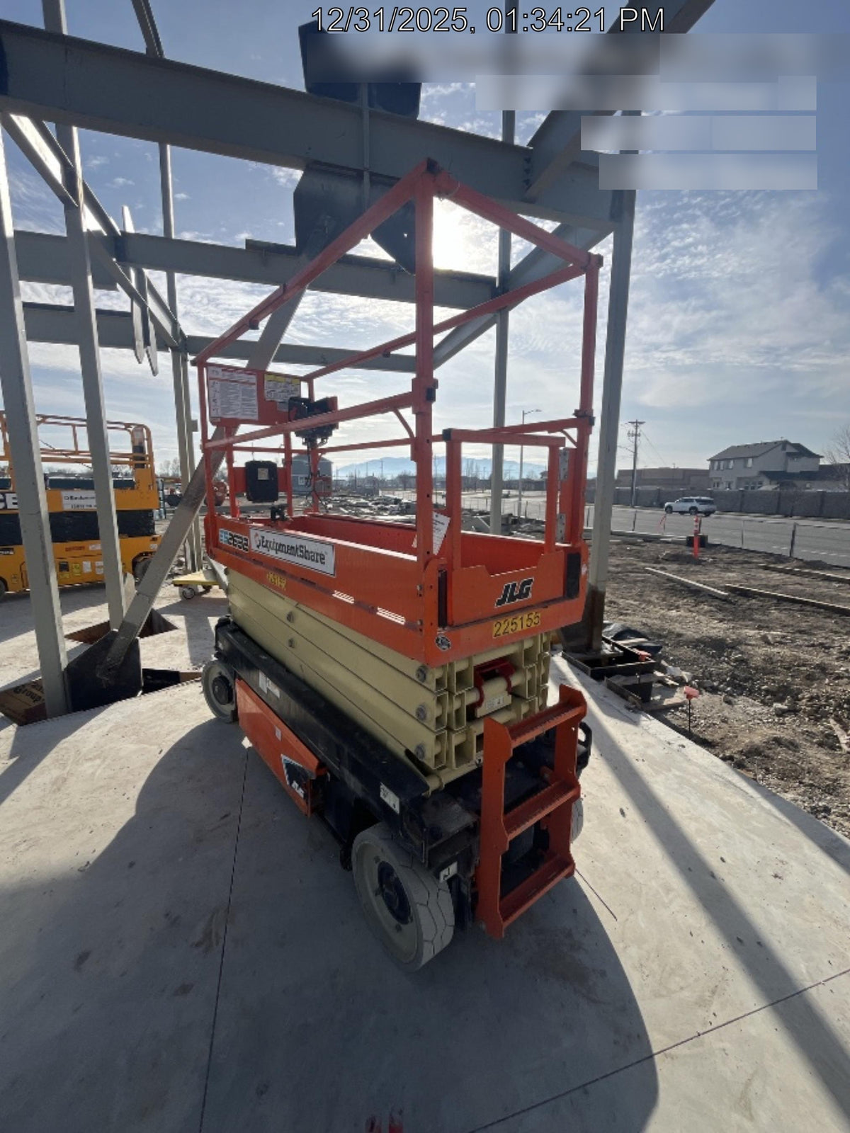 2022 JLG ES2632