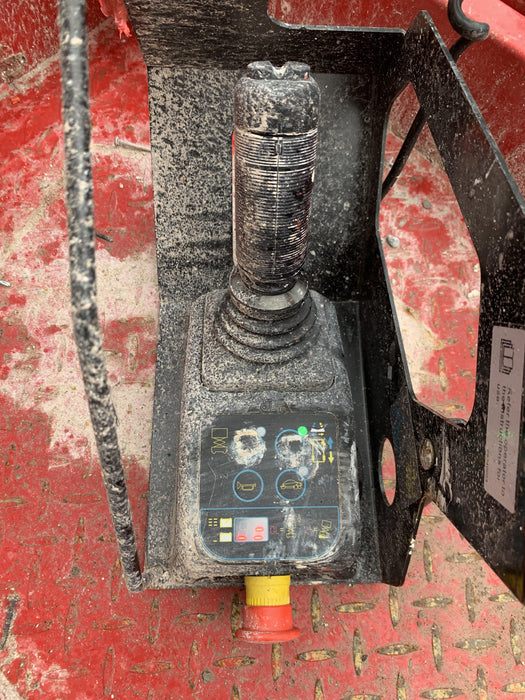 2020 MEC 1330SE Solid NM Tires, Steel Swing out Doors, LCS, Beacon, 900W Invertor