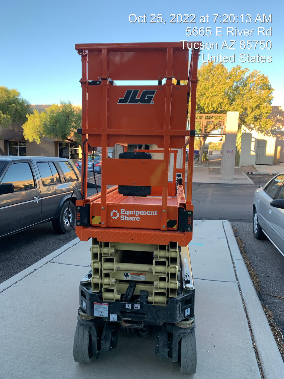 2022 JLG ES1932