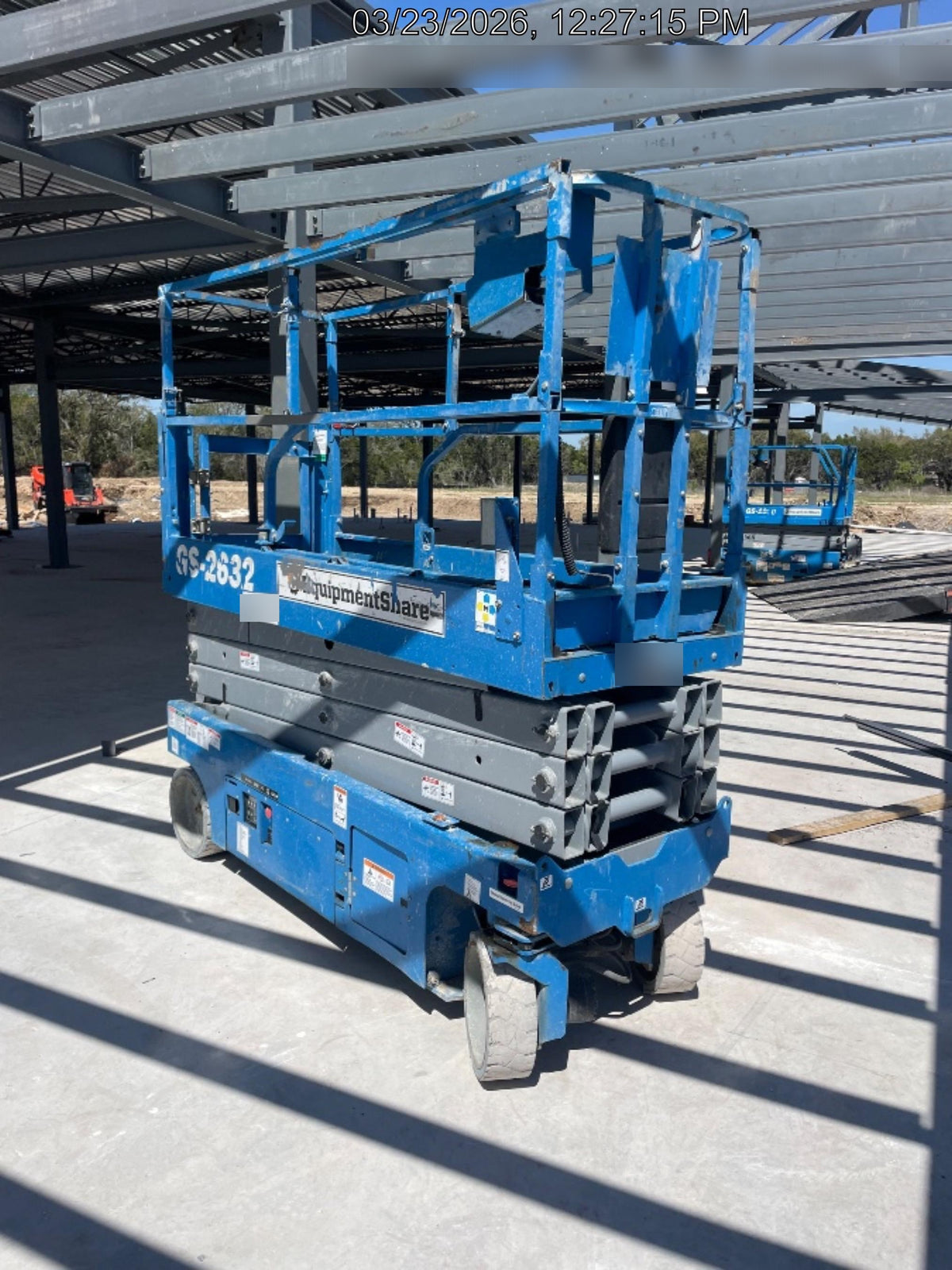 2019 Genie GS-2632 Folding rails with half height swing gate