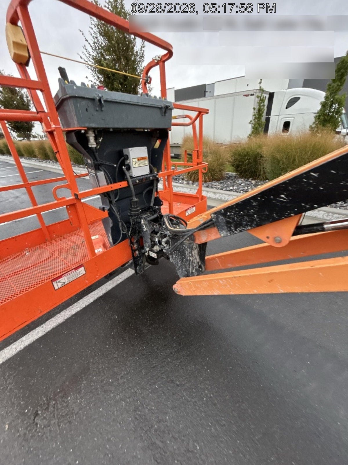 2023 JLG 460SJ