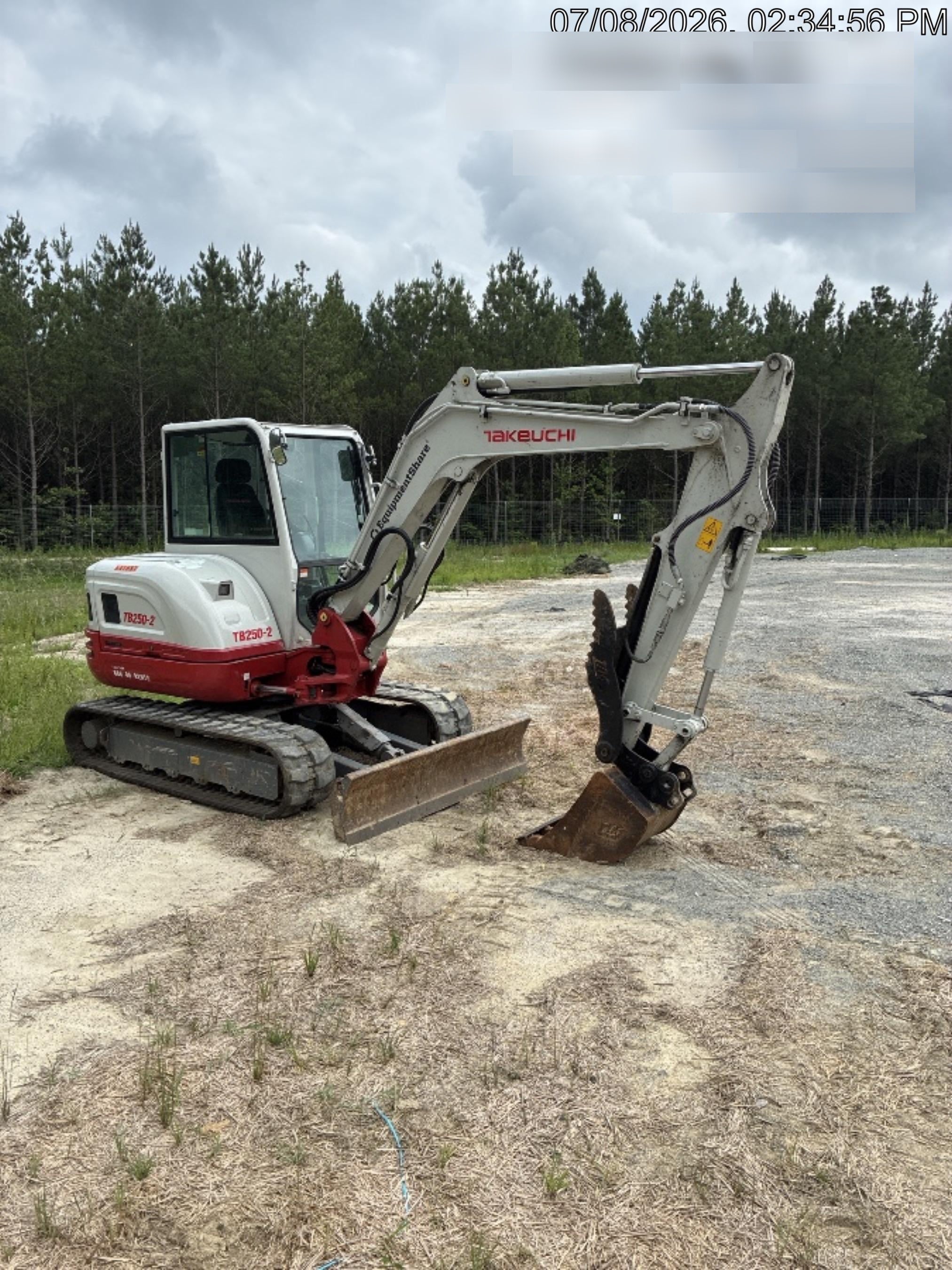 2025 TAKEUCHI TB250-2CR