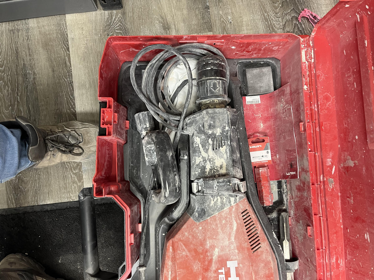 2022 HILTI TE 1000-AVR