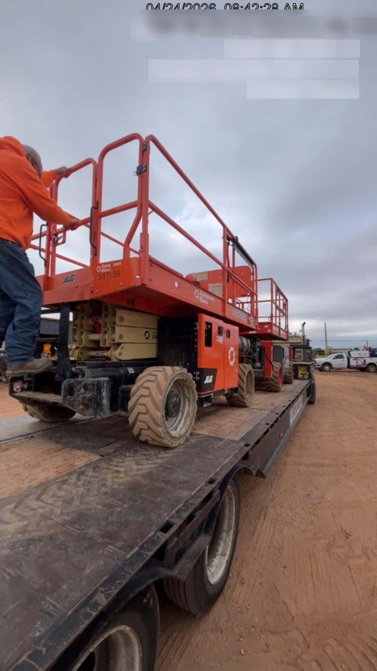 2023 JLG RT2669