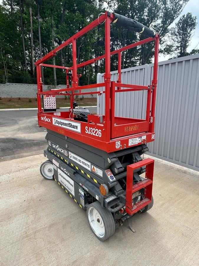 2024 SKYJACK SJ3226