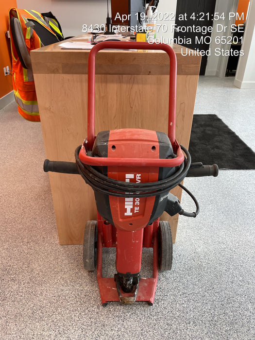 2020 HILTI TE 3000-AVR