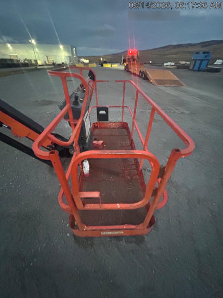 2019 JLG 860SJ