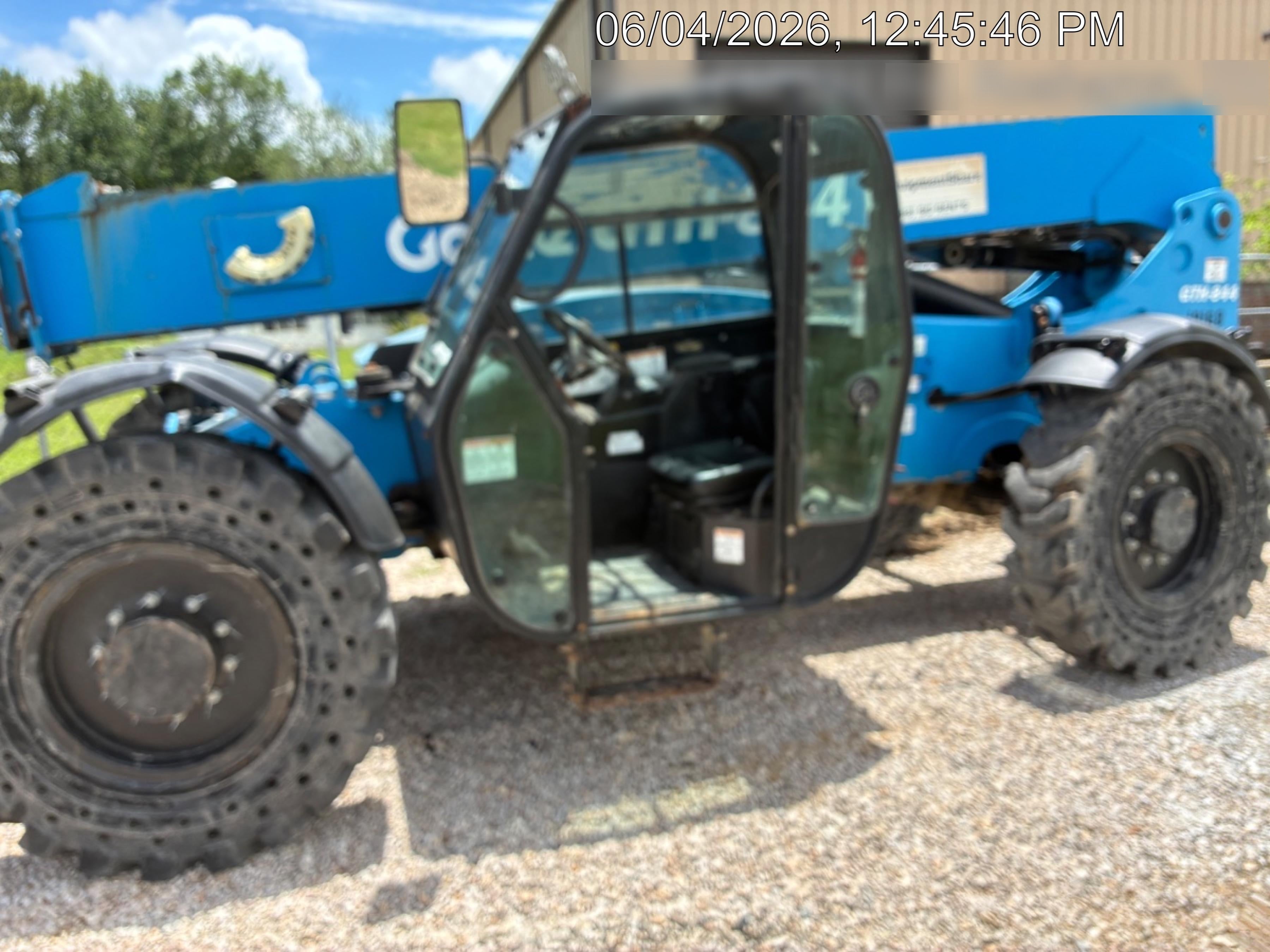 2018 Genie GTH-844 Genie GTH-844 w/Enclosed Cab w/HVAC, Work Lights, Solid Tires, Beacon, 60" Carriage and Forks