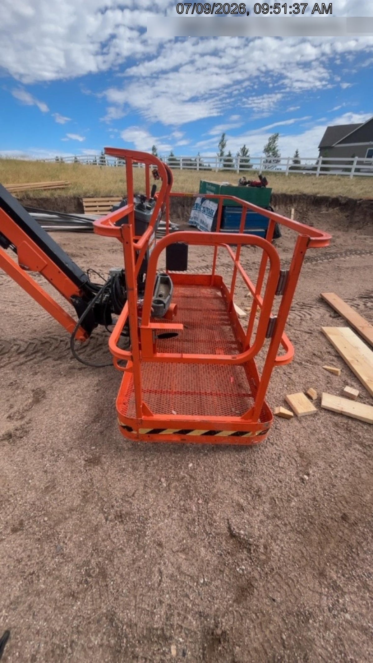 2021 JLG 660SJ