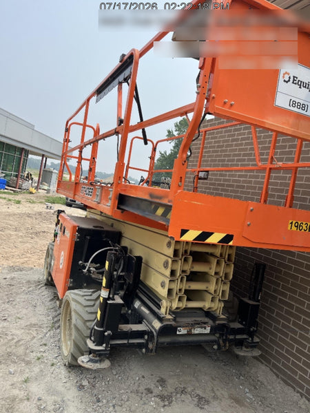 2021 JLG RT4069