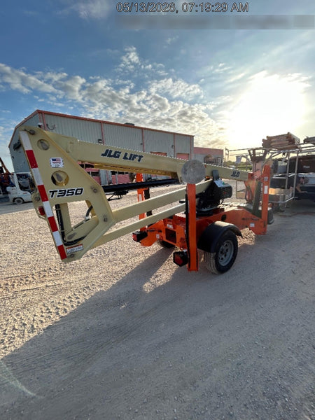 2022 JLG T350