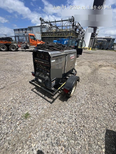 Lincoln Electric Vantage 322 Lincoln Vantage 322 Welder w/Trailer