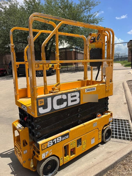 2023 JCB S1930E