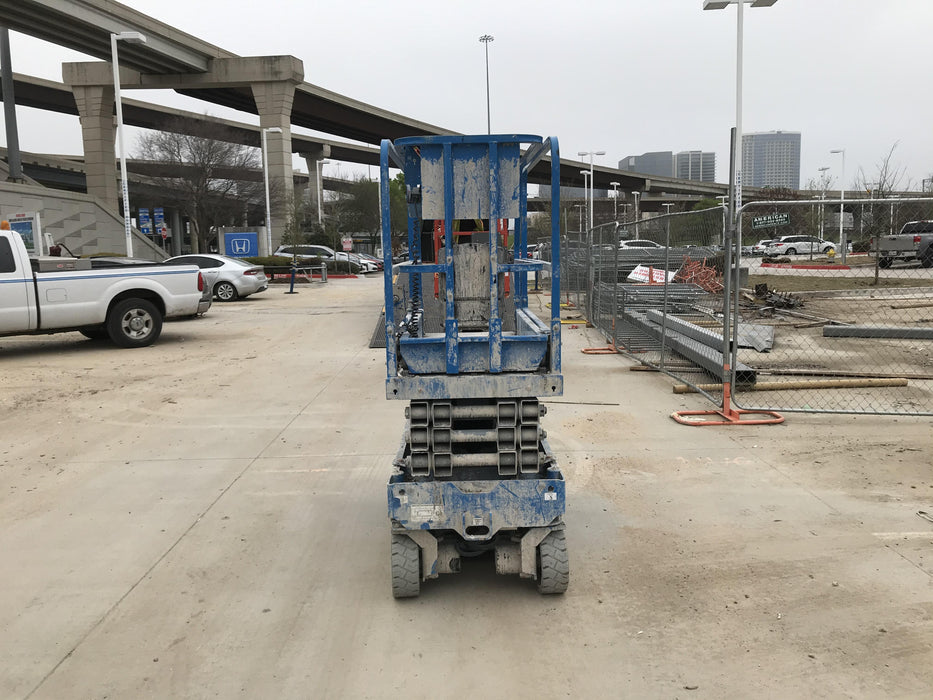 2019 Genie GS-1930 Fixed Rails with Chain Entry