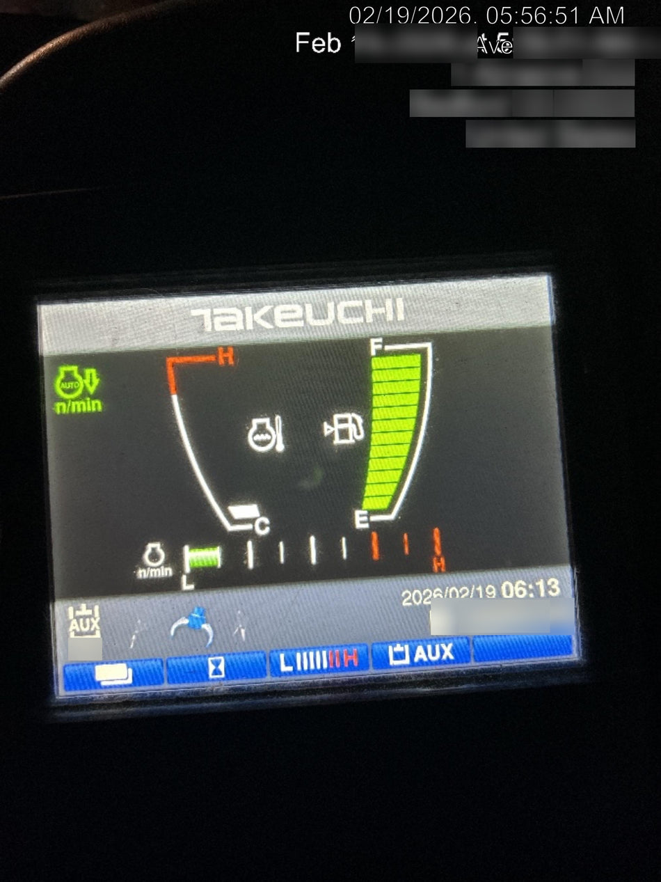 2022 TAKEUCHI TB235-2CR
