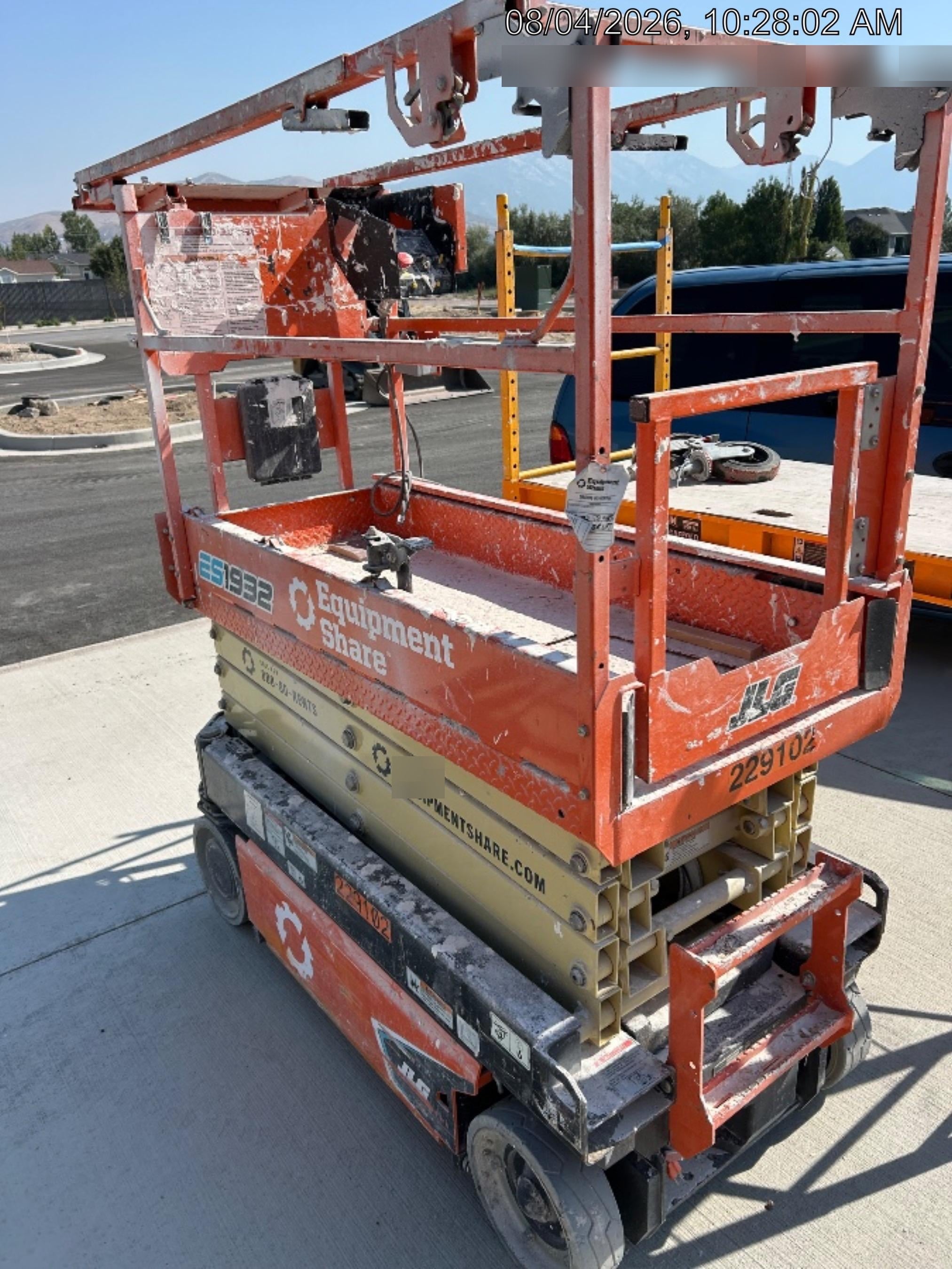 2022 JLG ES1932