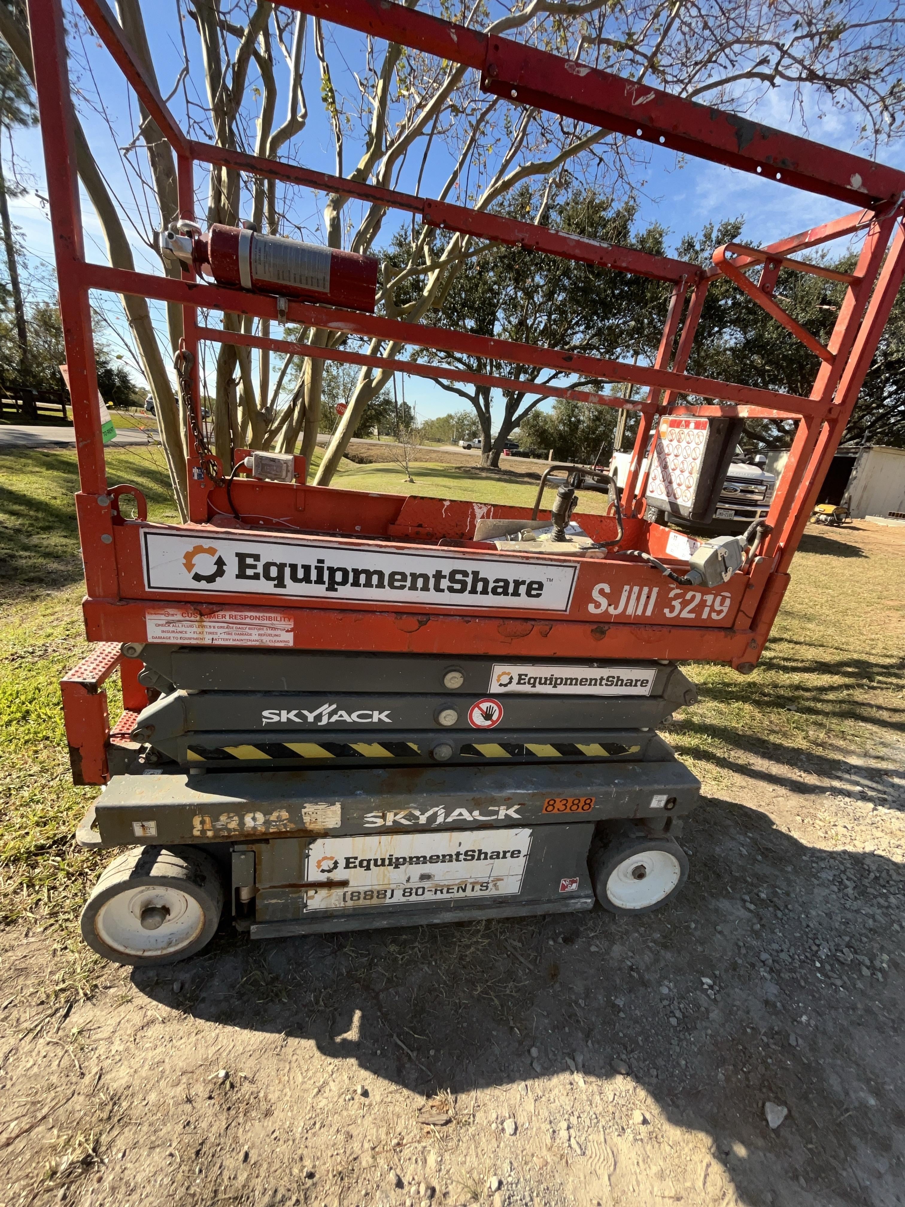 2018 SKYJACK SJIII-3219