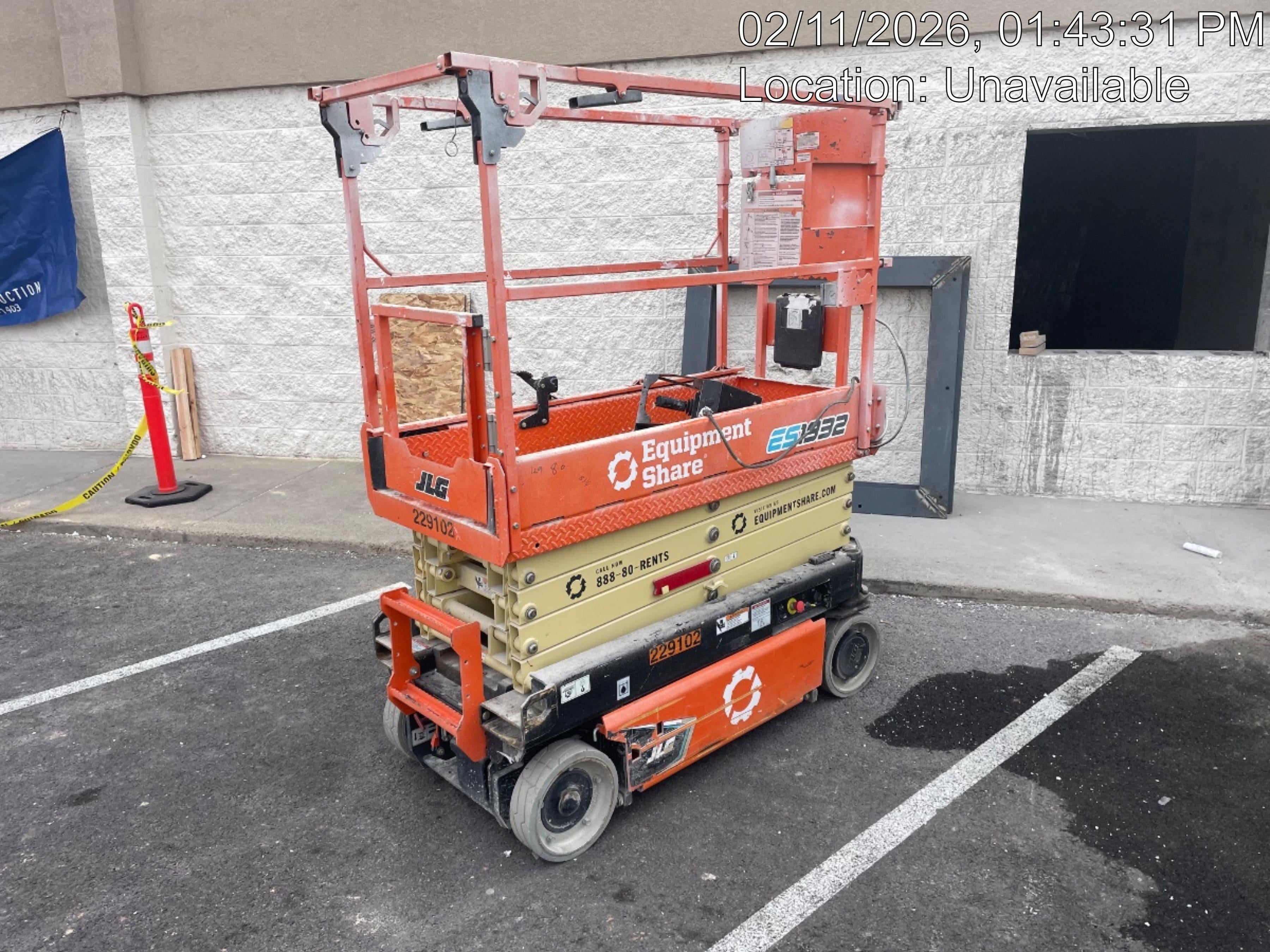 2022 JLG ES1932