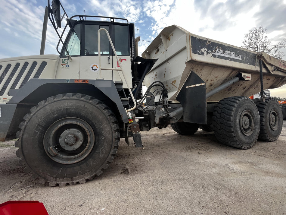 2018 TEREX TA300