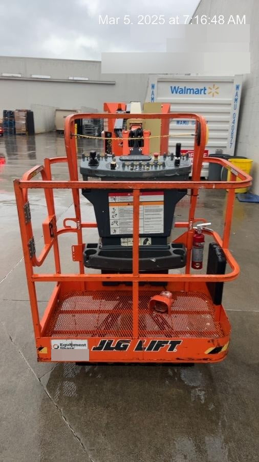 2021 JLG E300AJP